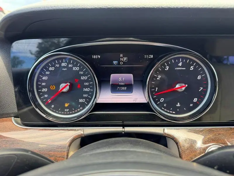 2018 MERCEDES-BENZ E 300  