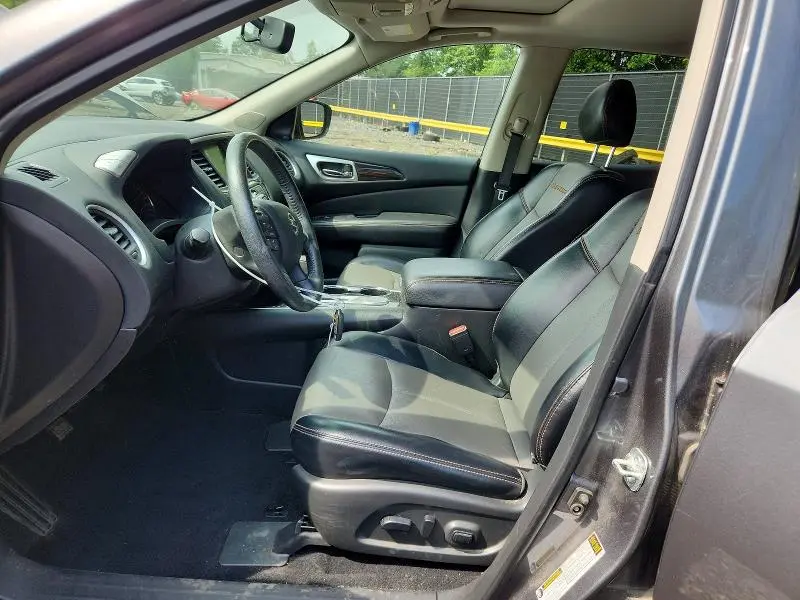 2020 NISSAN PATHFINDER SL  