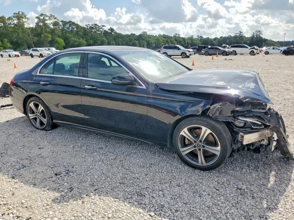 2018 MERCEDES-BENZ E 300  