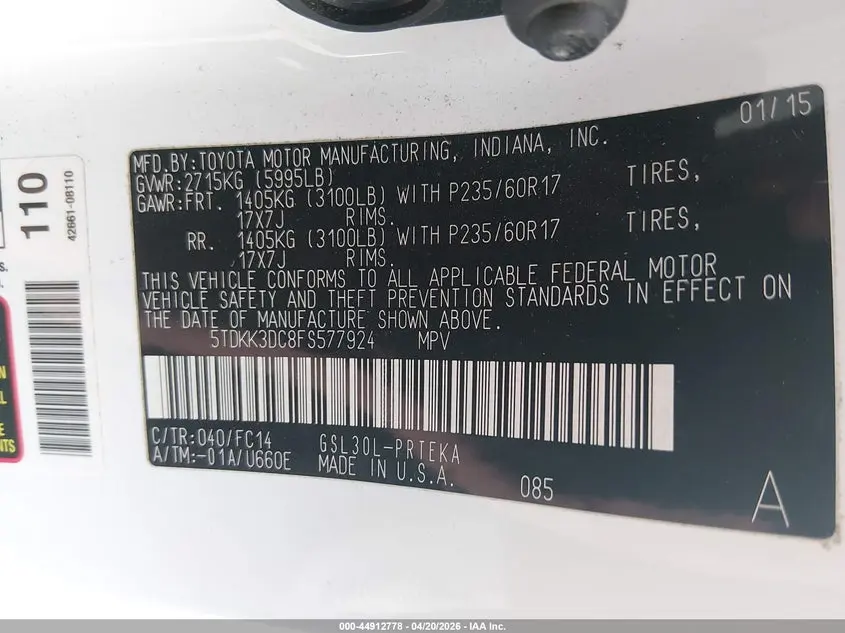 2015 TOYOTA SIENNA LE 8 PASSENGER
