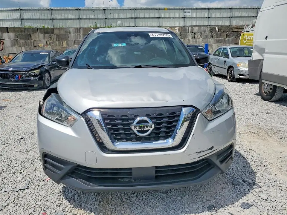 2020 NISSAN KICKS S  