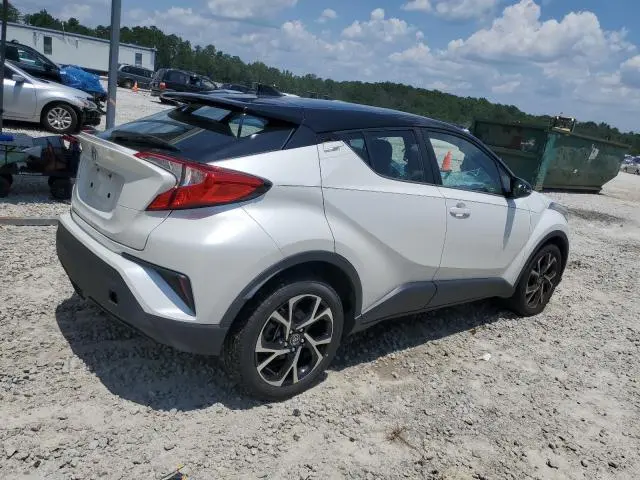 2020 TOYOTA C-HR XLE  