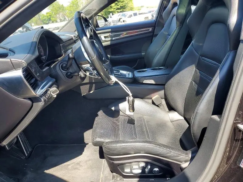 2017 PORSCHE PANAMERA TURBO  