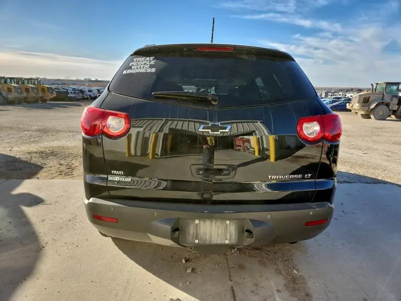 2012 CHEVROLET TRAVERSE LT  