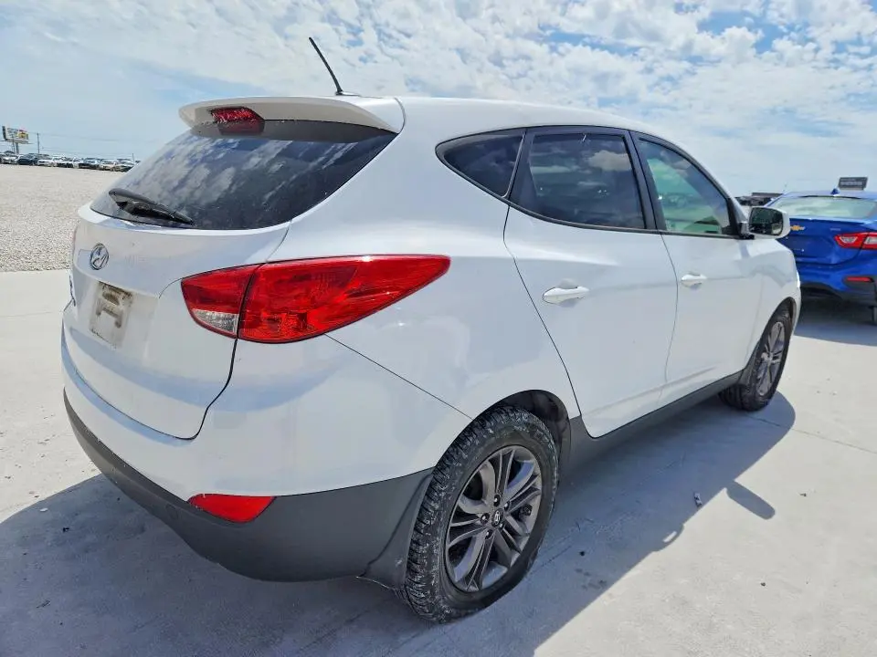 2015 HYUNDAI TUCSON GLS  