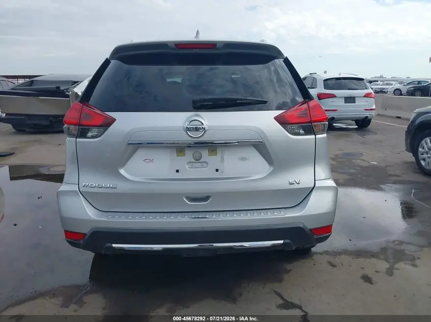 2017 NISSAN ROGUE SV