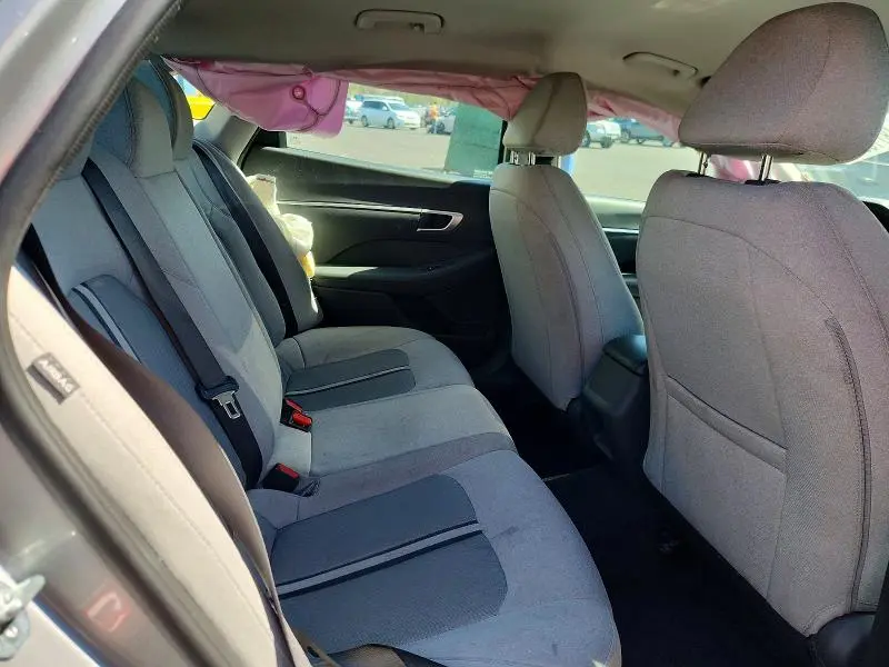 2021 HYUNDAI SONATA SE  