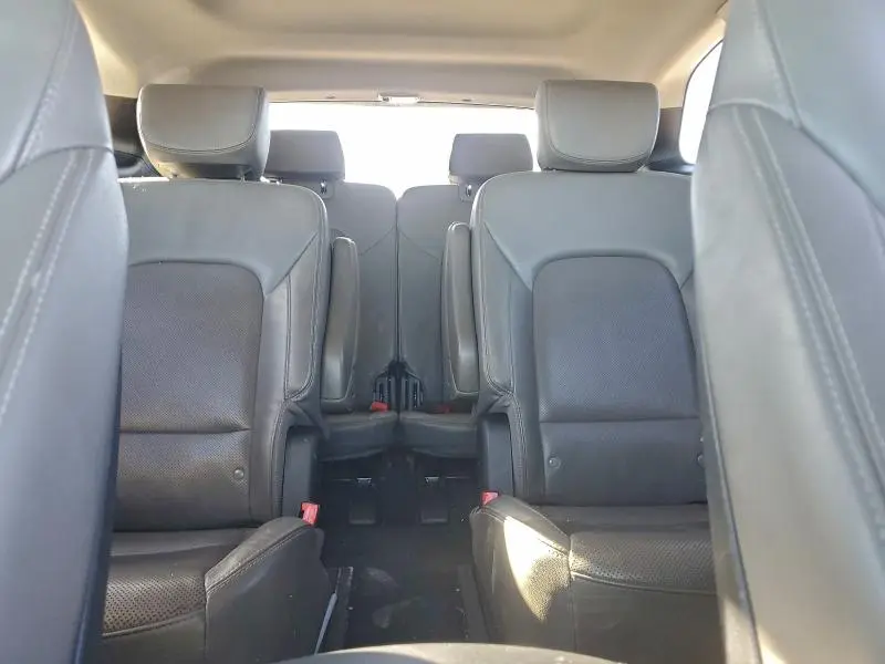 2015 HYUNDAI SANTA FE GLS  