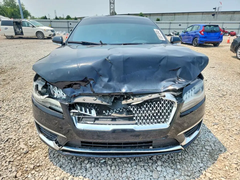 2017 LINCOLN MKZ PREMIERE  