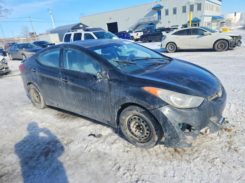 2013 HYUNDAI ELANTRA GLS  