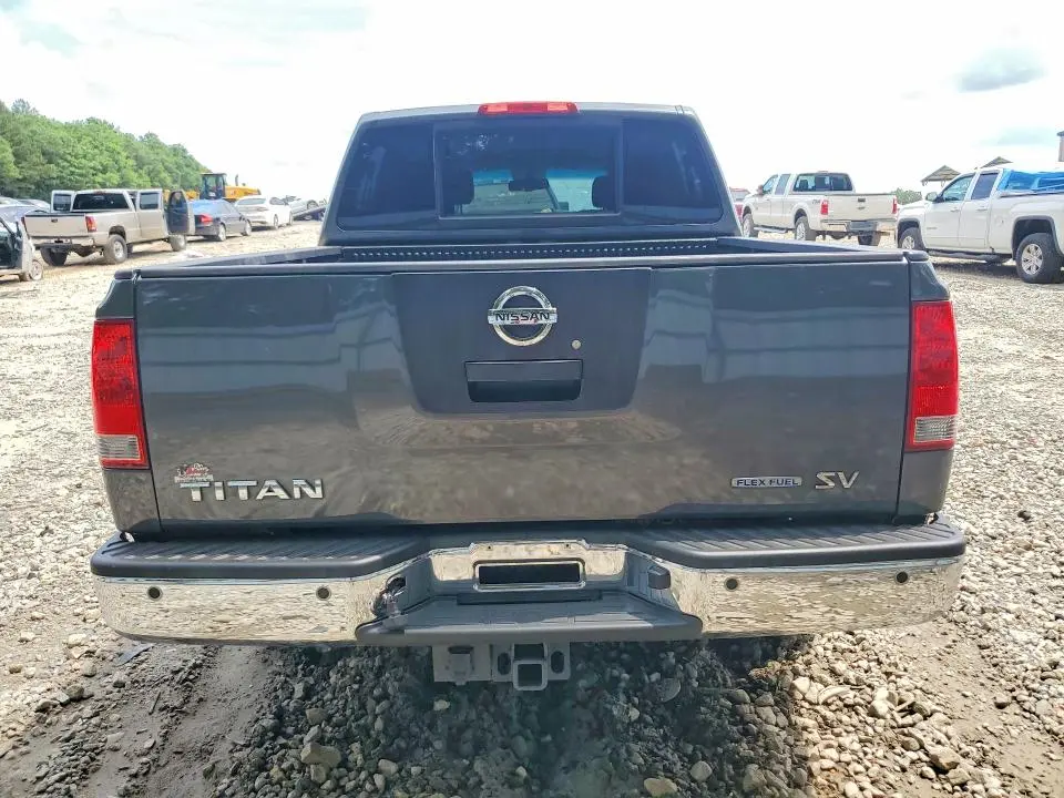 2012 NISSAN TITAN SV  