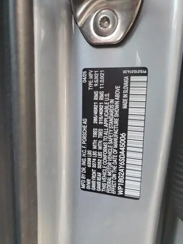 2025 PORSCHE CAYENNE GTS COUPE  