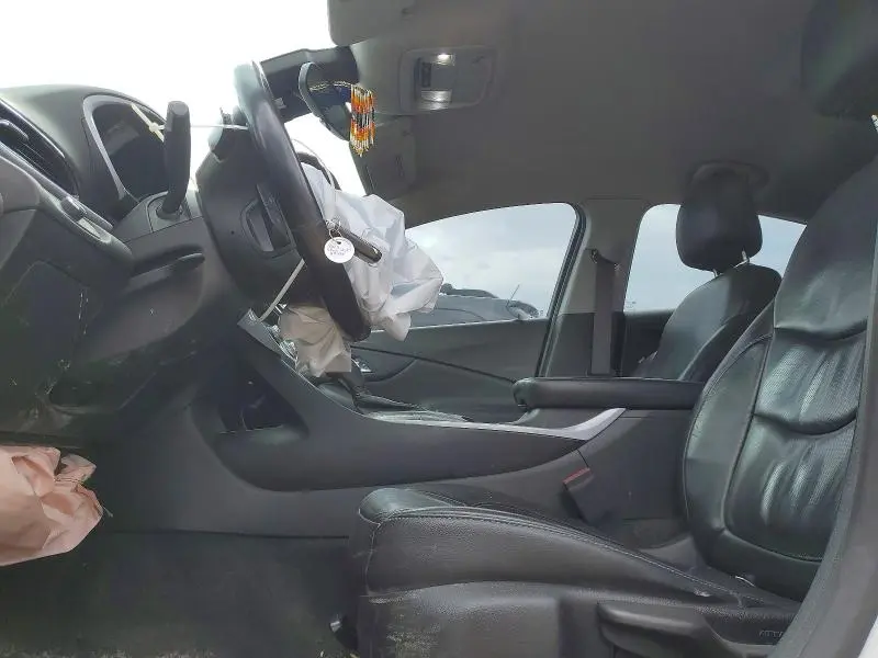 2018 CHEVROLET VOLT LT  