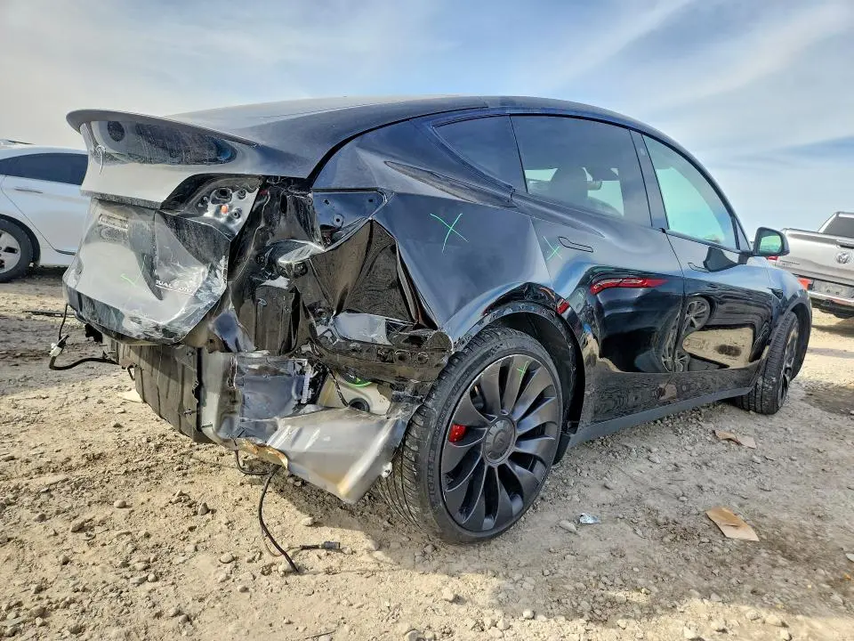 2023 TESLA MODEL Y   