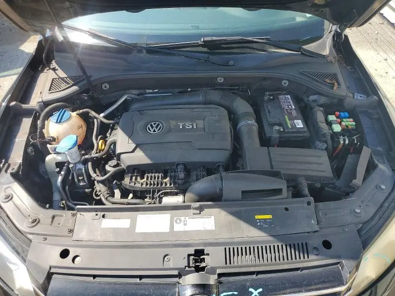 2015 VOLKSWAGEN PASSAT S  