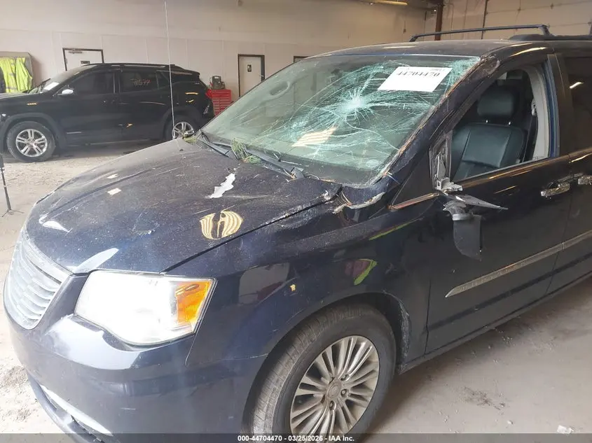 2015 CHRYSLER TOWN & COUNTRY TOURING-L