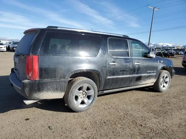 2011 CADILLAC ESCALADE ESV PREMIUM  