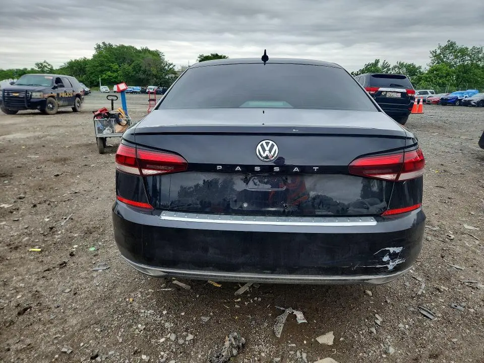 2021 VOLKSWAGEN PASSAT SE  