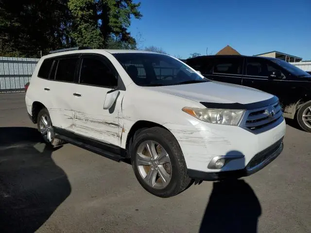 2013 TOYOTA HIGHLANDER LIMITED  