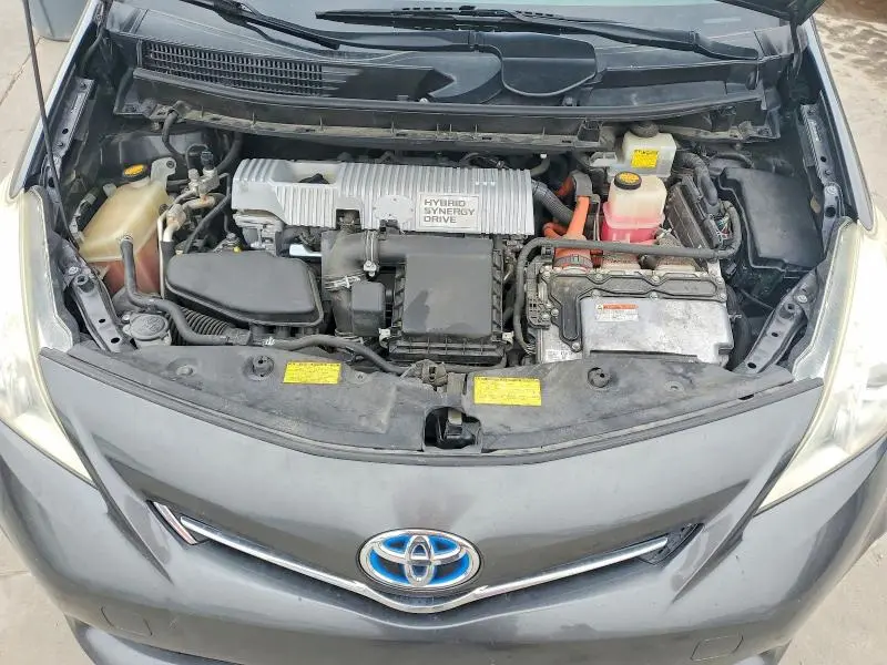 2012 TOYOTA PRIUS V   