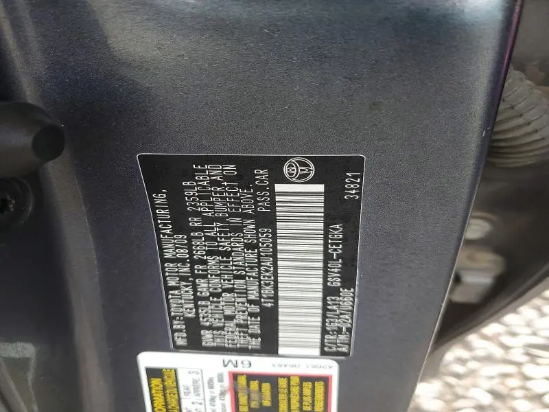 2010 TOYOTA CAMRY XLE V6  