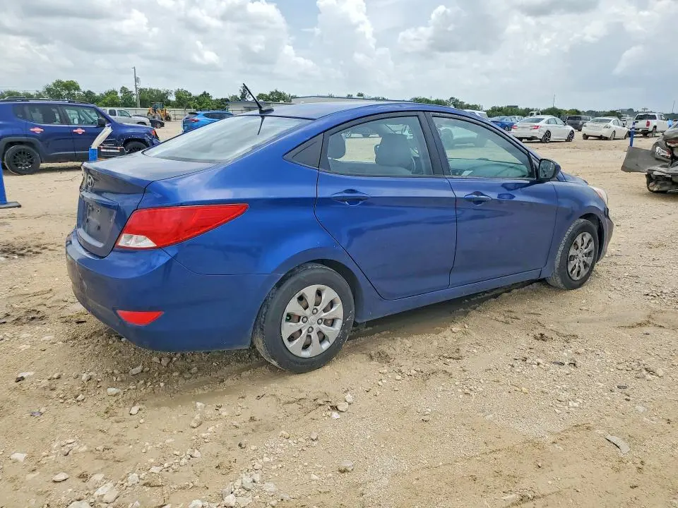 2015 HYUNDAI ACCENT GLS  
