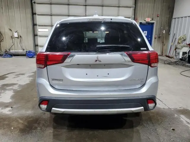 2017 MITSUBISHI OUTLANDER SE  