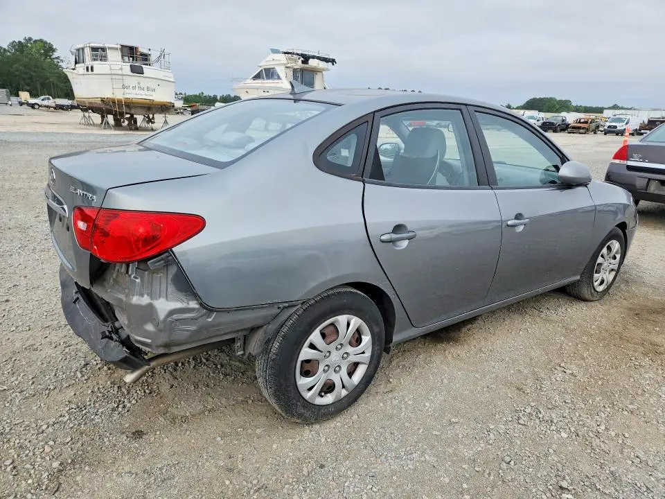 2010 HYUNDAI ELANTRA GLS  