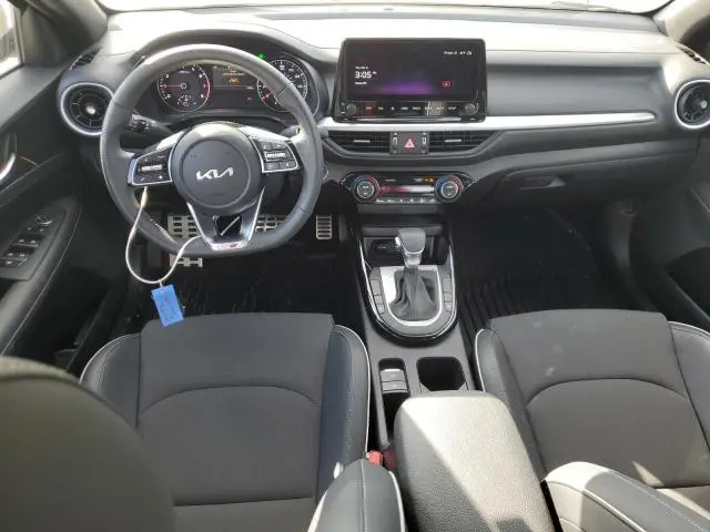 2024 KIA FORTE GT LINE  