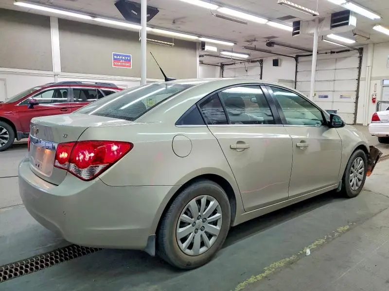 2011 CHEVROLET CRUZE LT  