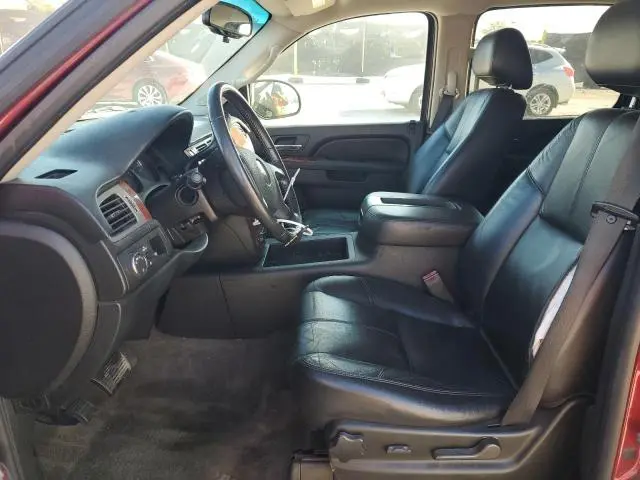 2010 CHEVROLET SUBURBAN C1500 LT  