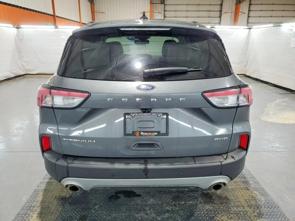2022 FORD ESCAPE TITANIUM  
