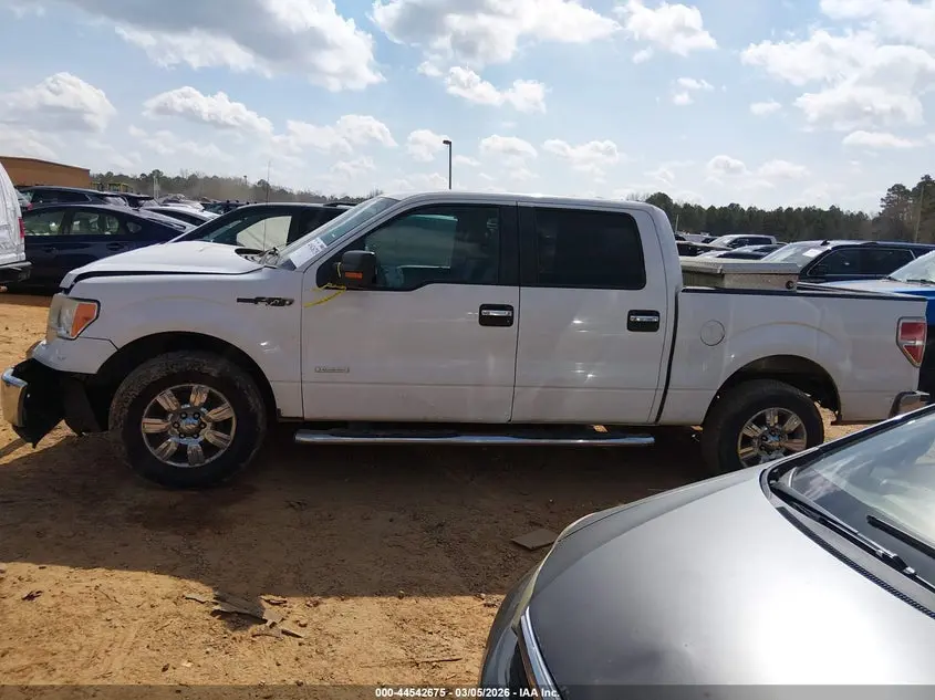 2011 FORD F-150 XLT