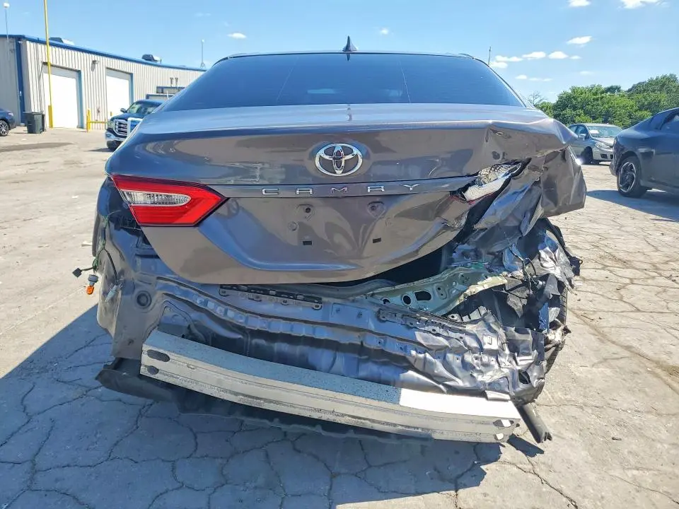 2019 TOYOTA CAMRY LE  