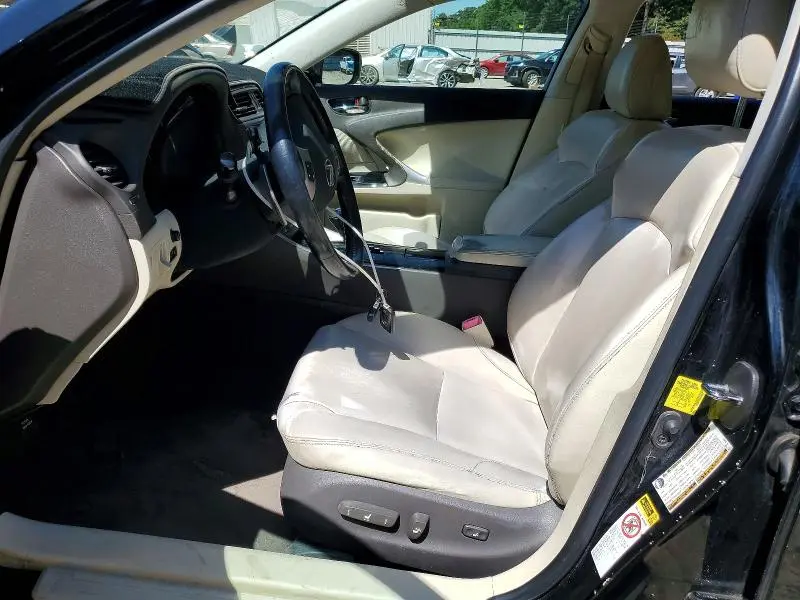 2011 LEXUS IS 250  