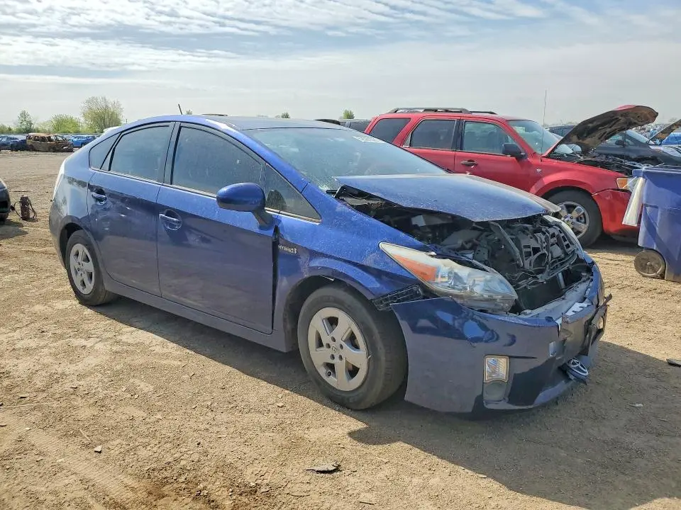 2011 TOYOTA PRIUS THREE  