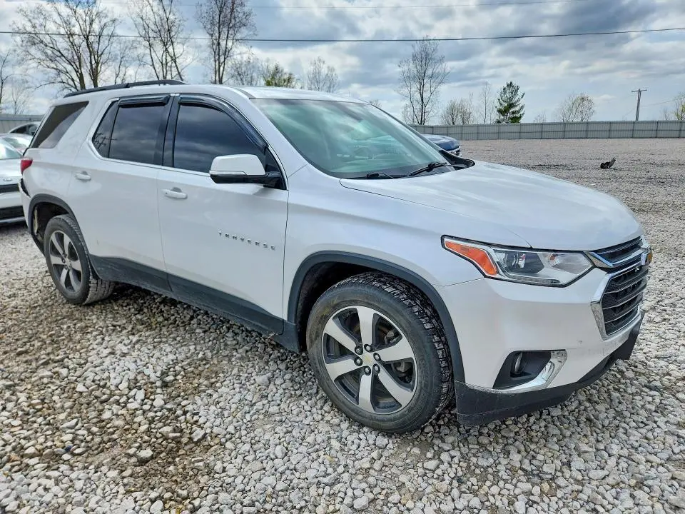 2019 CHEVROLET TRAVERSE LT  