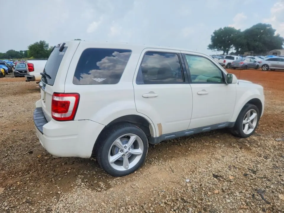 2011 FORD ESCAPE LIMITED  