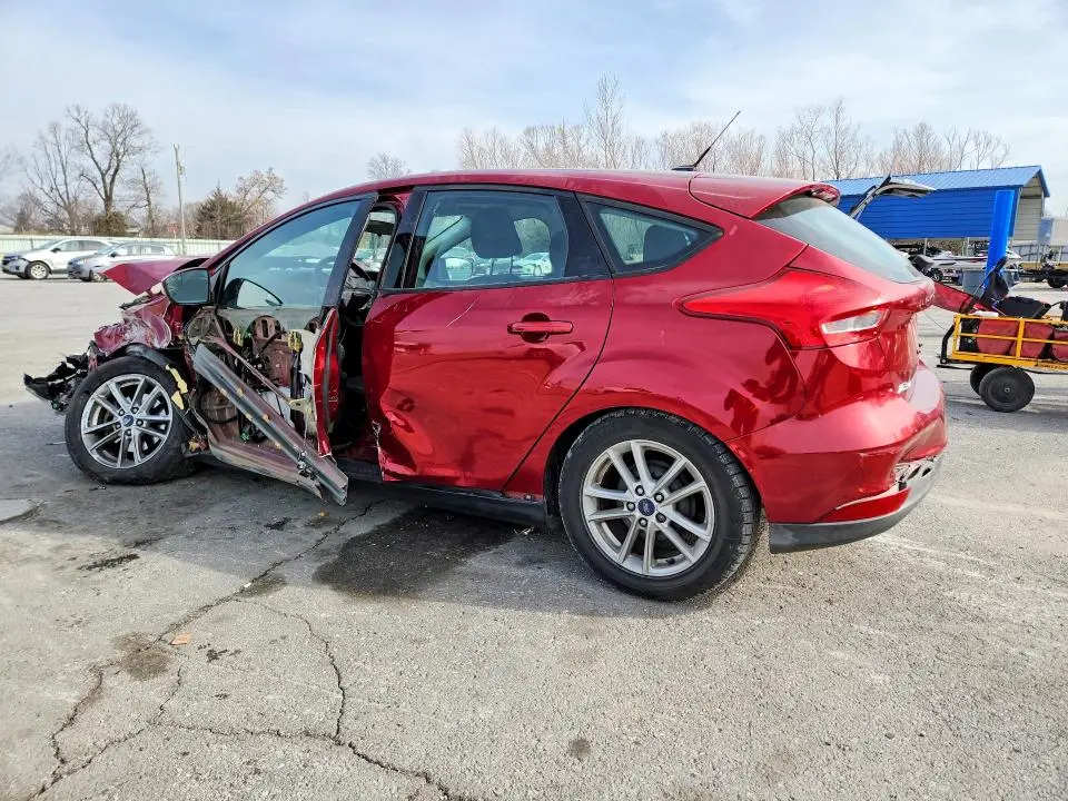 2016 FORD FOCUS SE  