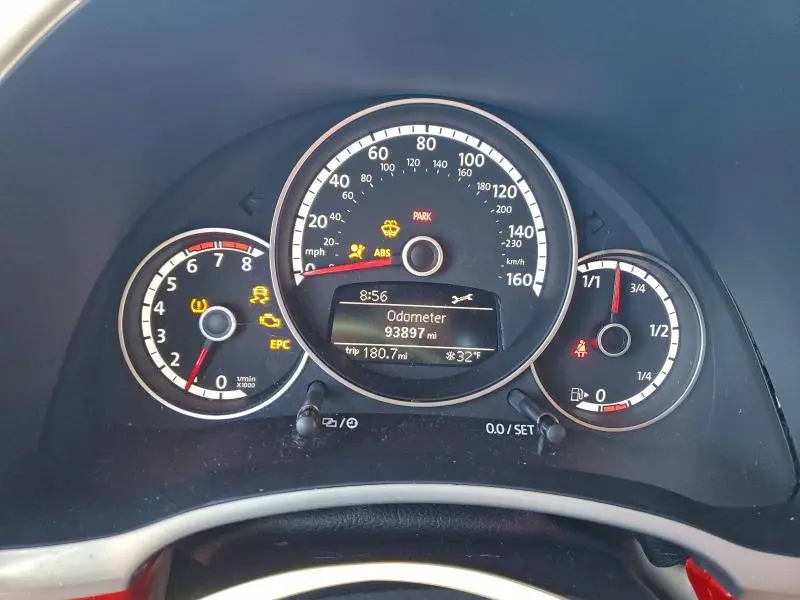 2014 VOLKSWAGEN BEETLE   