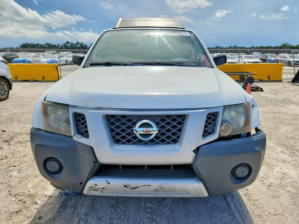 2013 NISSAN XTERRA X  