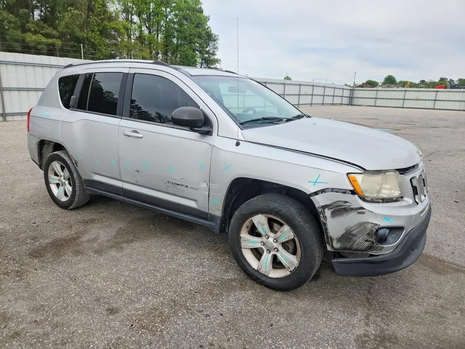 2011 JEEP COMPASS SPORT  