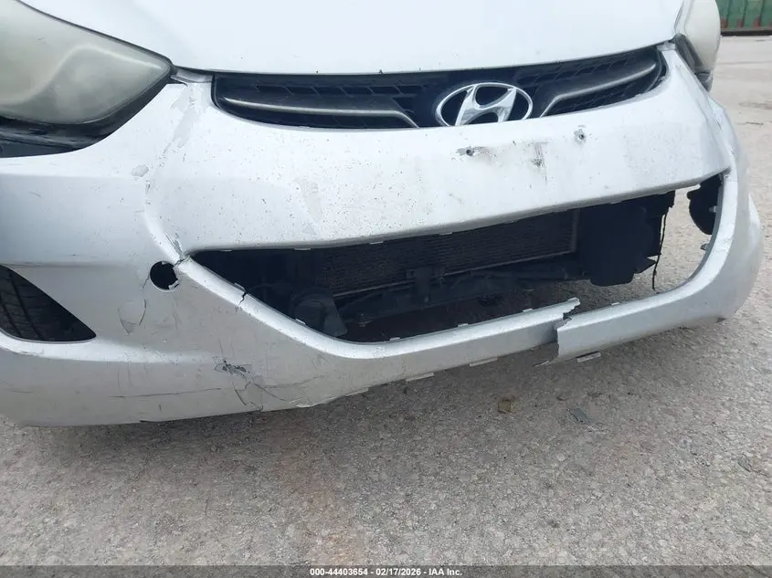 2013 HYUNDAI ELANTRA LIMITED