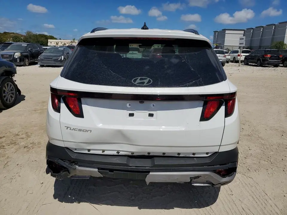 2025 HYUNDAI TUCSON SEL  