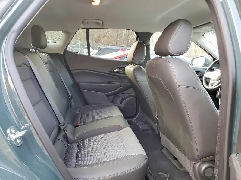 2025 CHEVROLET TRAX 1LT  