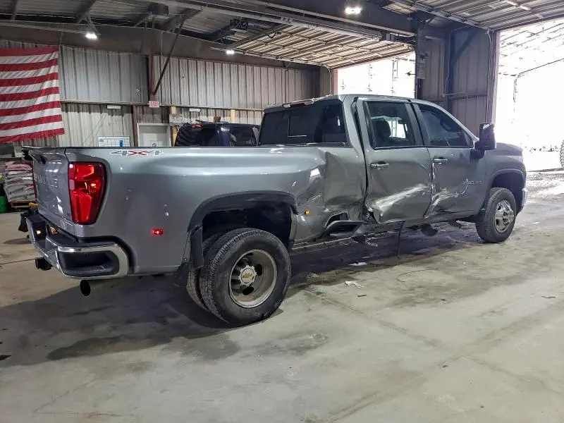 2025 CHEVROLET SILVERADO K3500 LT  