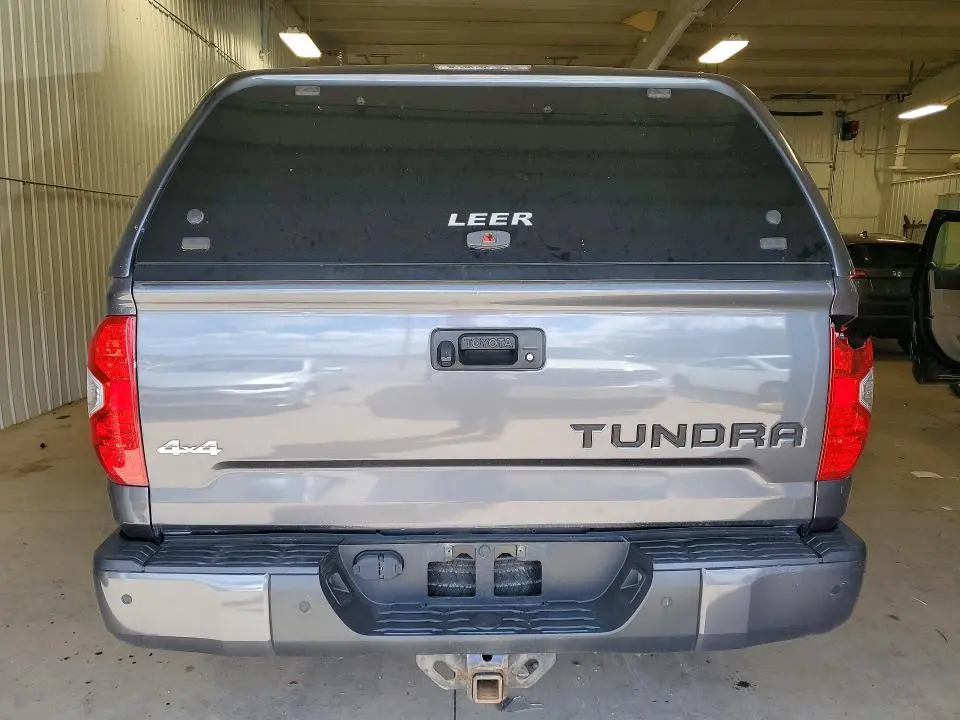 2019 TOYOTA TUNDRA PLATINUM  