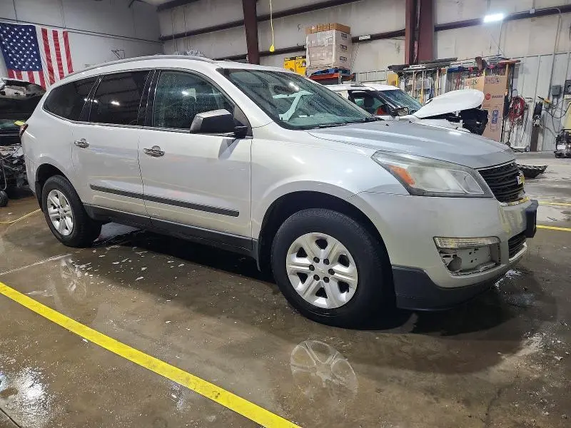 2013 CHEVROLET TRAVERSE LS  