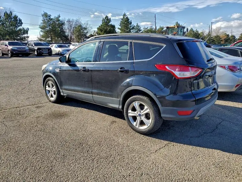 2016 FORD ESCAPE SE  