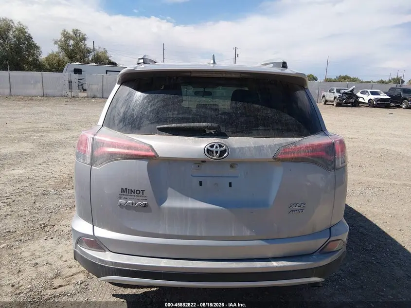 2016 TOYOTA RAV4 XLE